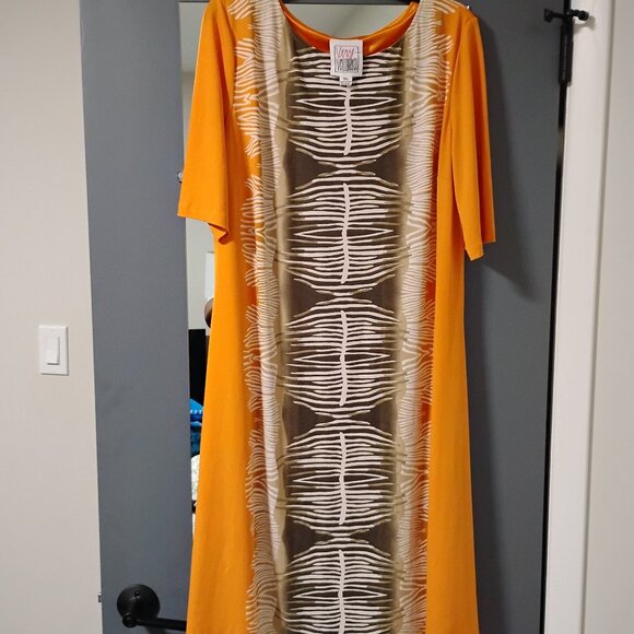 Beautiful, mustard and brown dress for all occasions, with a hint of cream - Picture 1 of 2